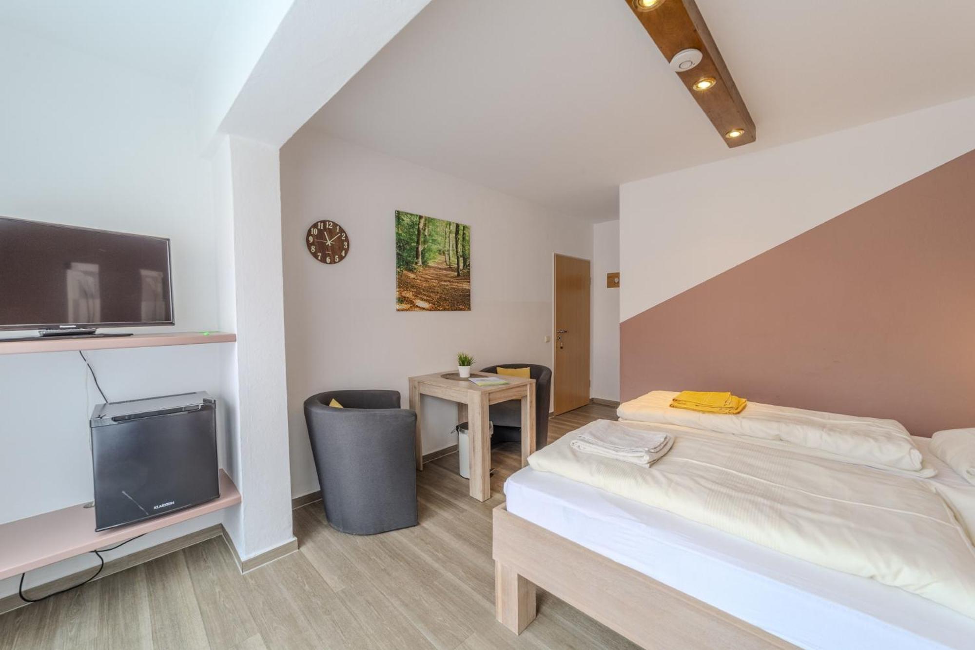Familienhof Bruening - Doppelzimmer Waldesruh II Meppen Exterior photo